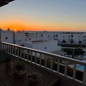 https://duplex-sea-pool-views.in-canary-islands.com